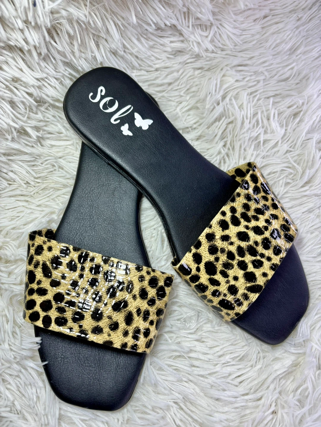 Women's Slides - Glitter Straps & Leopard Print