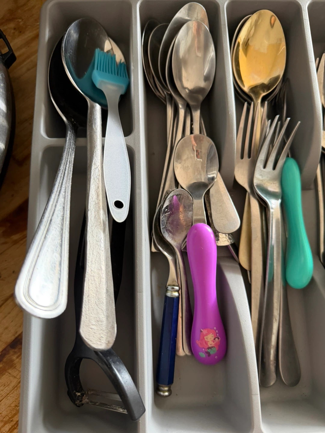 Cutlery Set with Utensil Organizer - photo 2