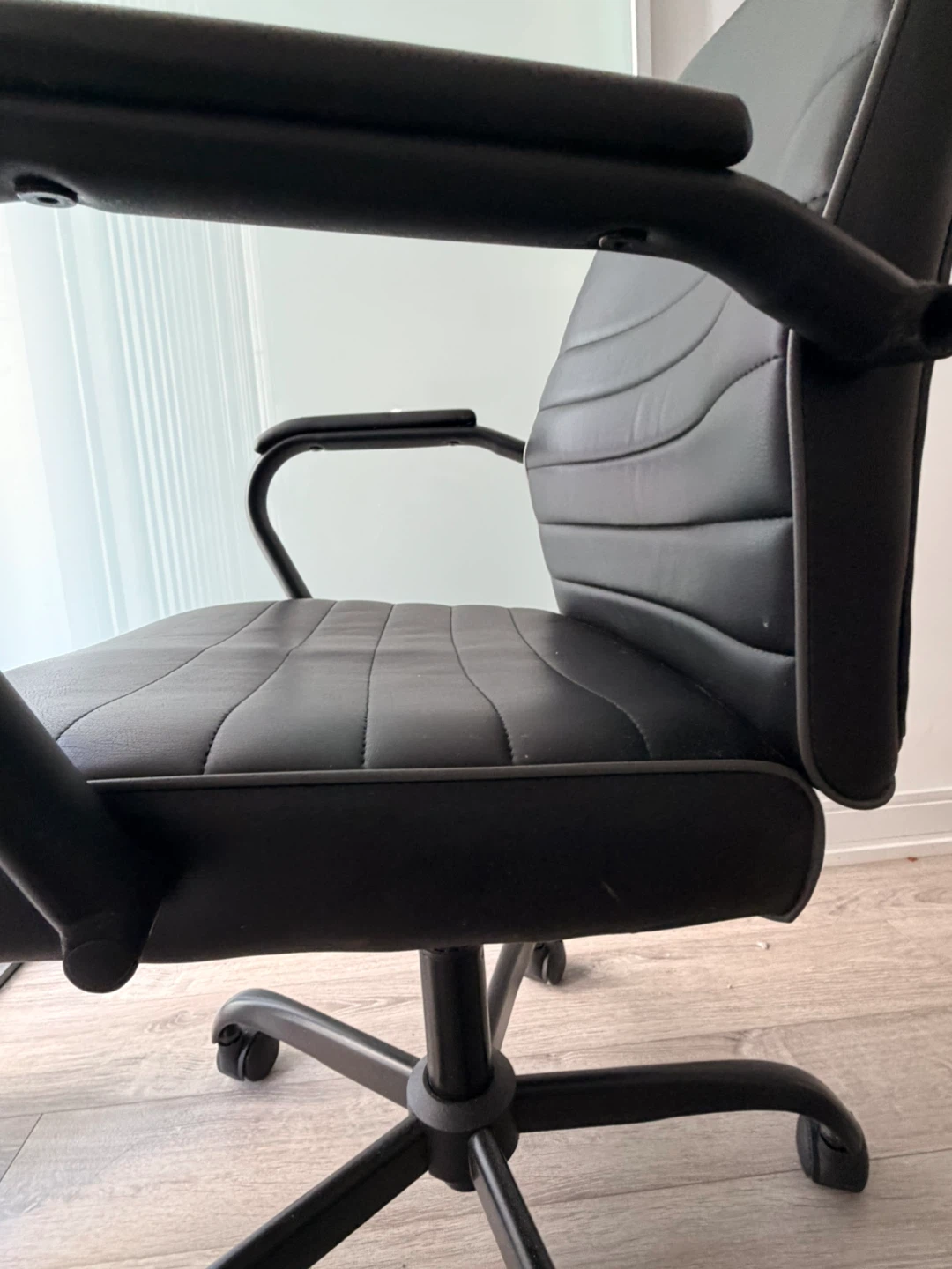 Black Office Desk Chair - photo 5