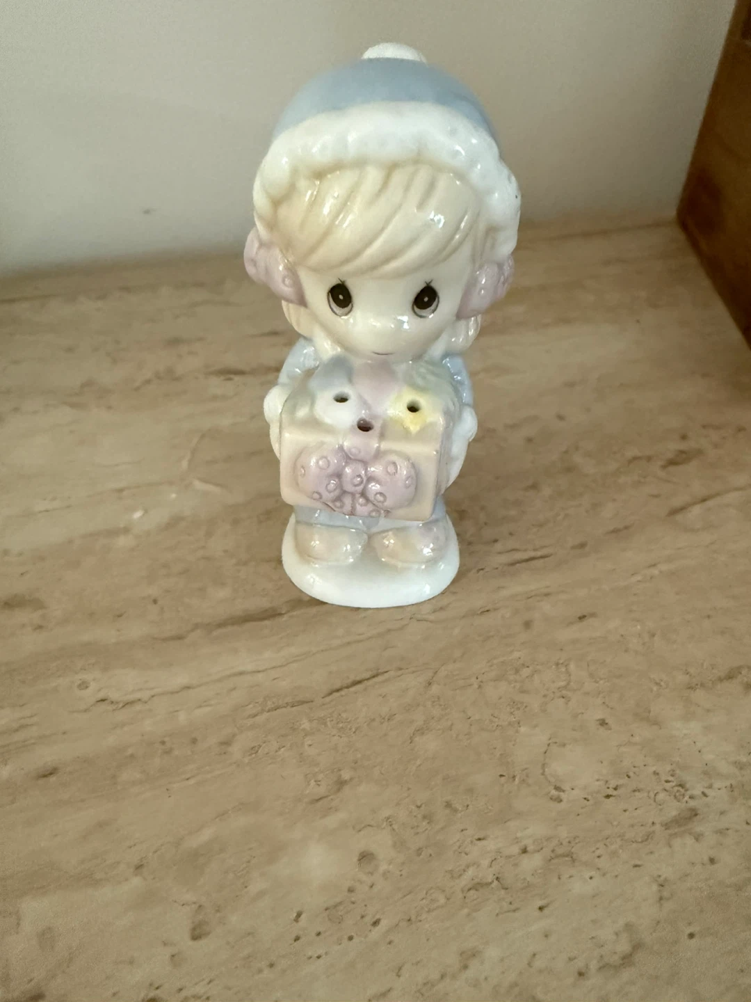 Precious Moments Napkin Holder & Figurine - photo 3