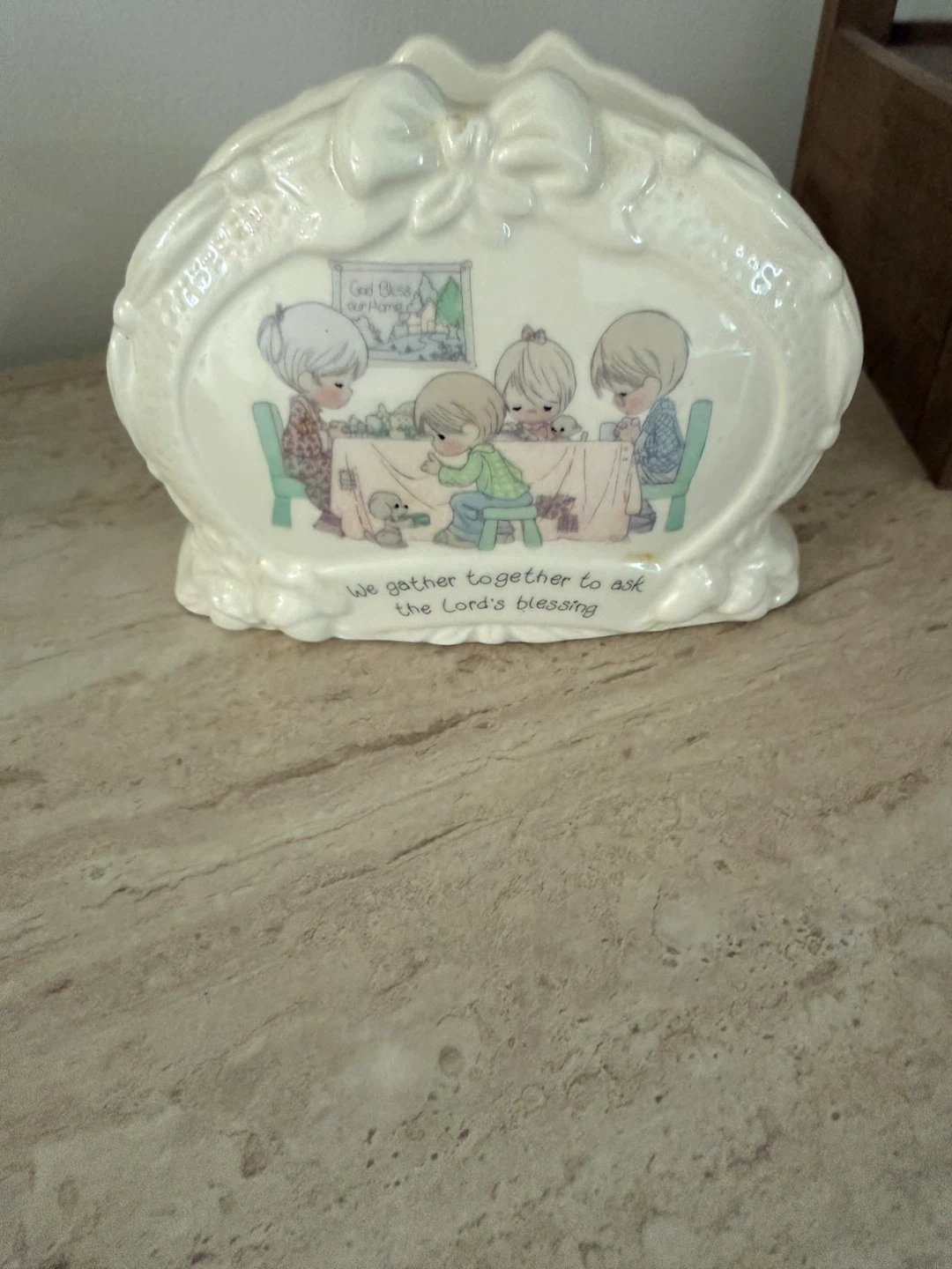 Precious Moments Napkin Holder & Figurine - photo 2