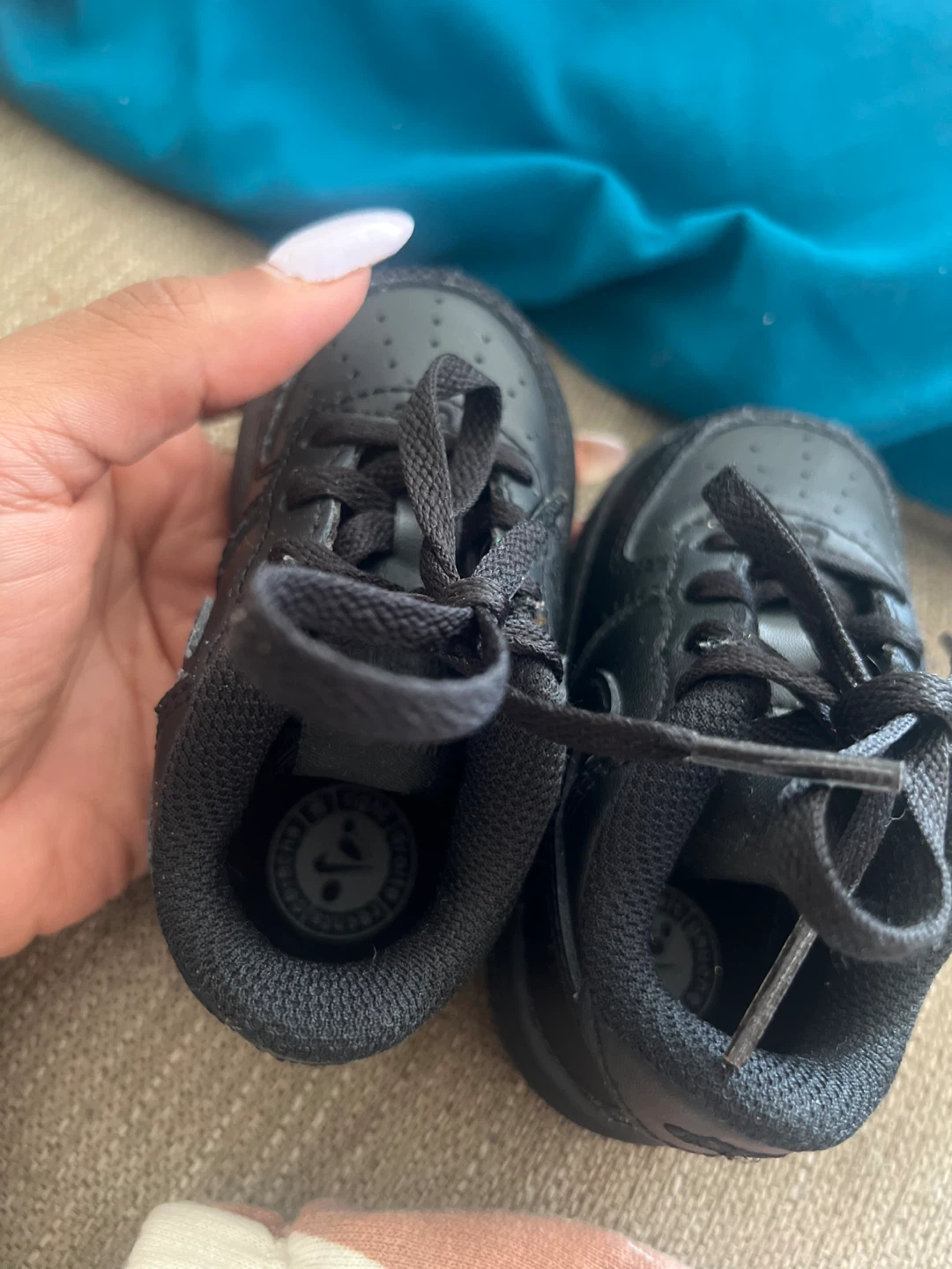 Black Nike Air Force 1 for toddler - photo 4
