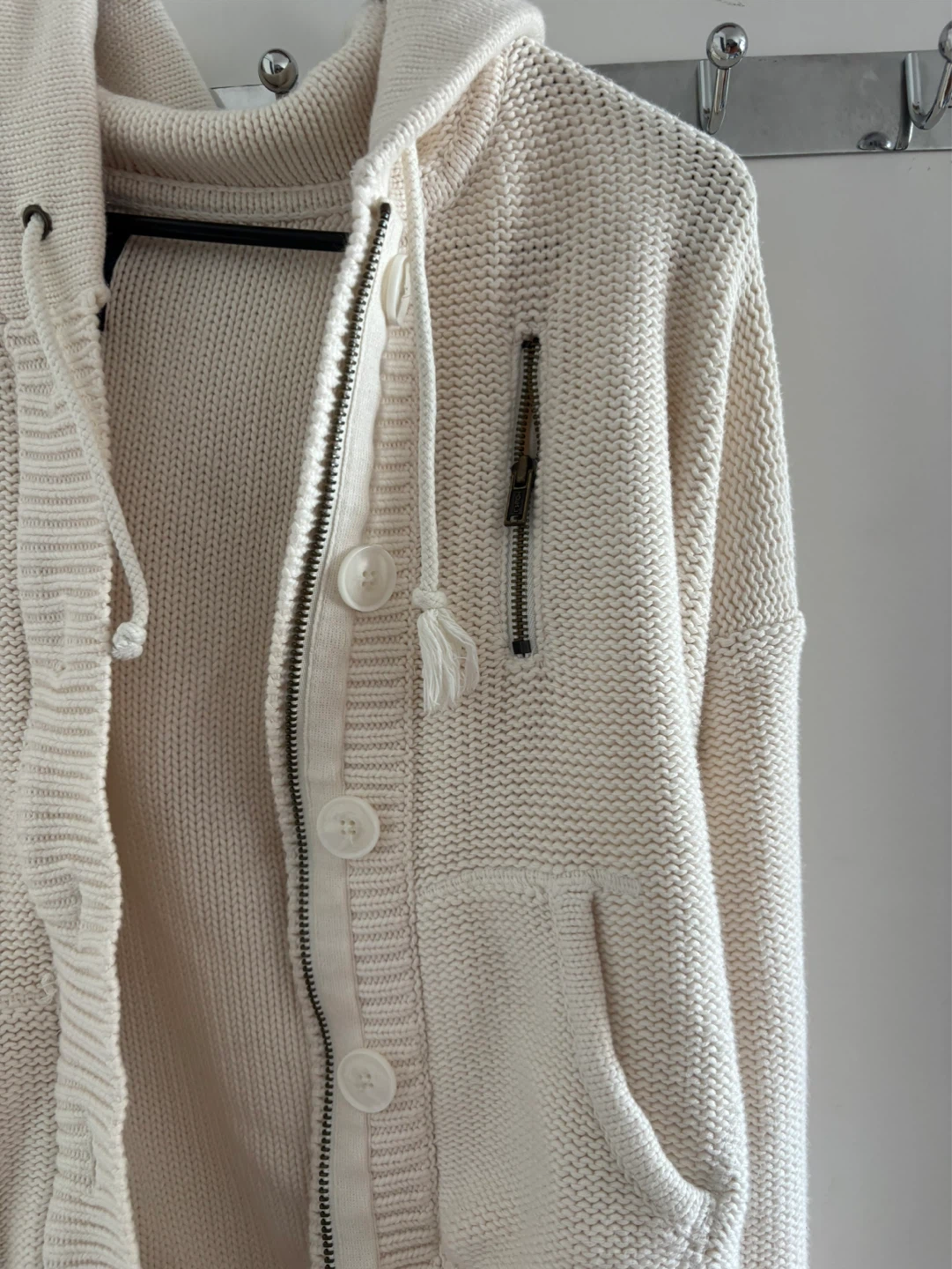 American Eagle Outfitters Cream Knit Hoodie XL/TG