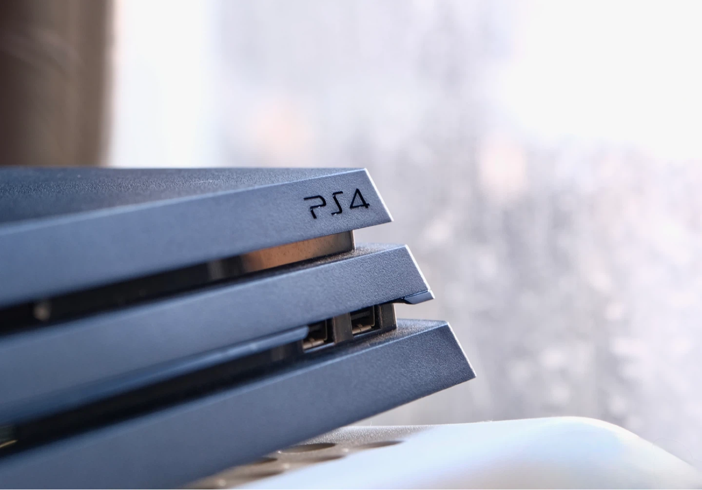 🎮 PS4 Pro 1TB for Sale - photo 3