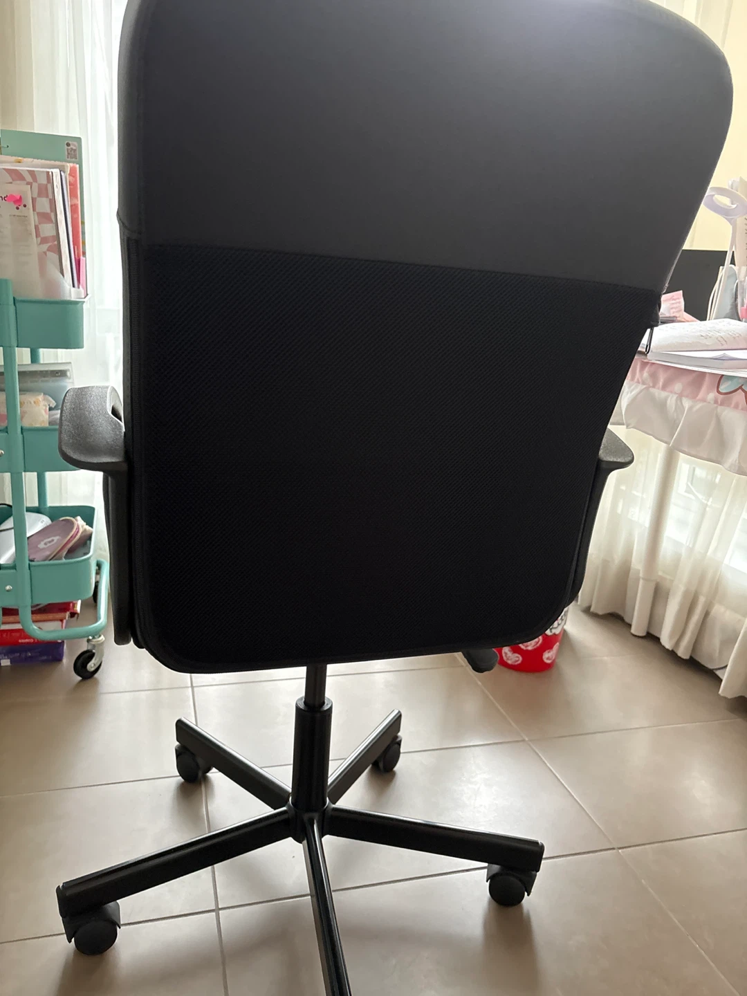 Black Office Chair - photo 2