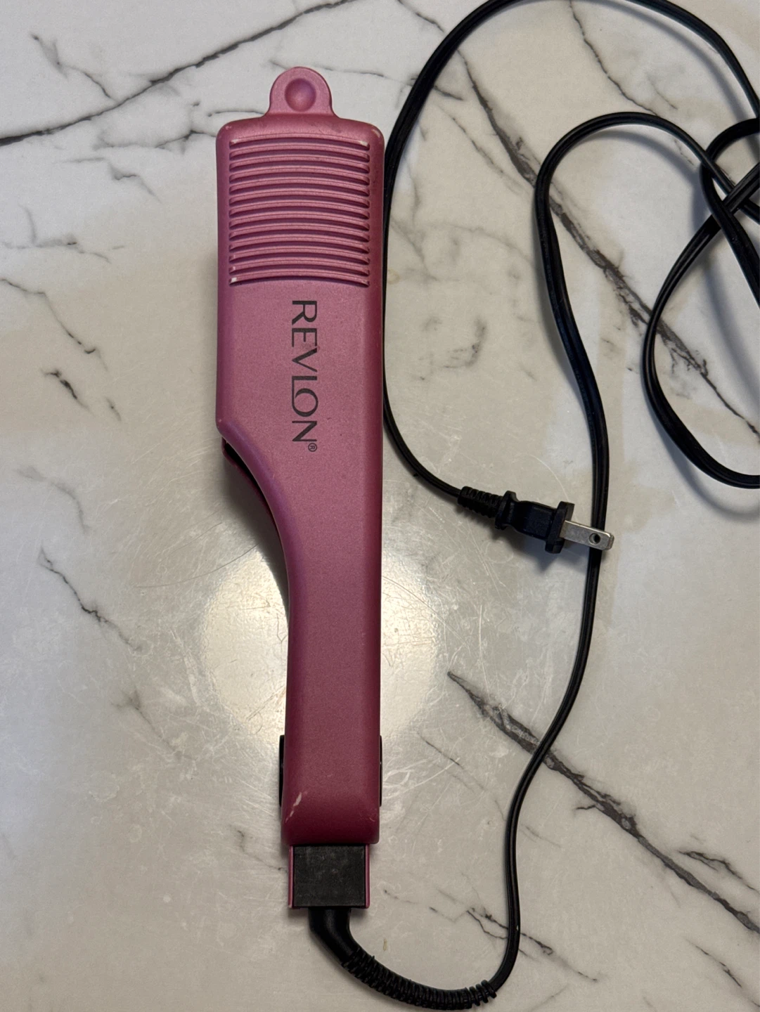 Revlon Pink Hair Straightener - photo 2