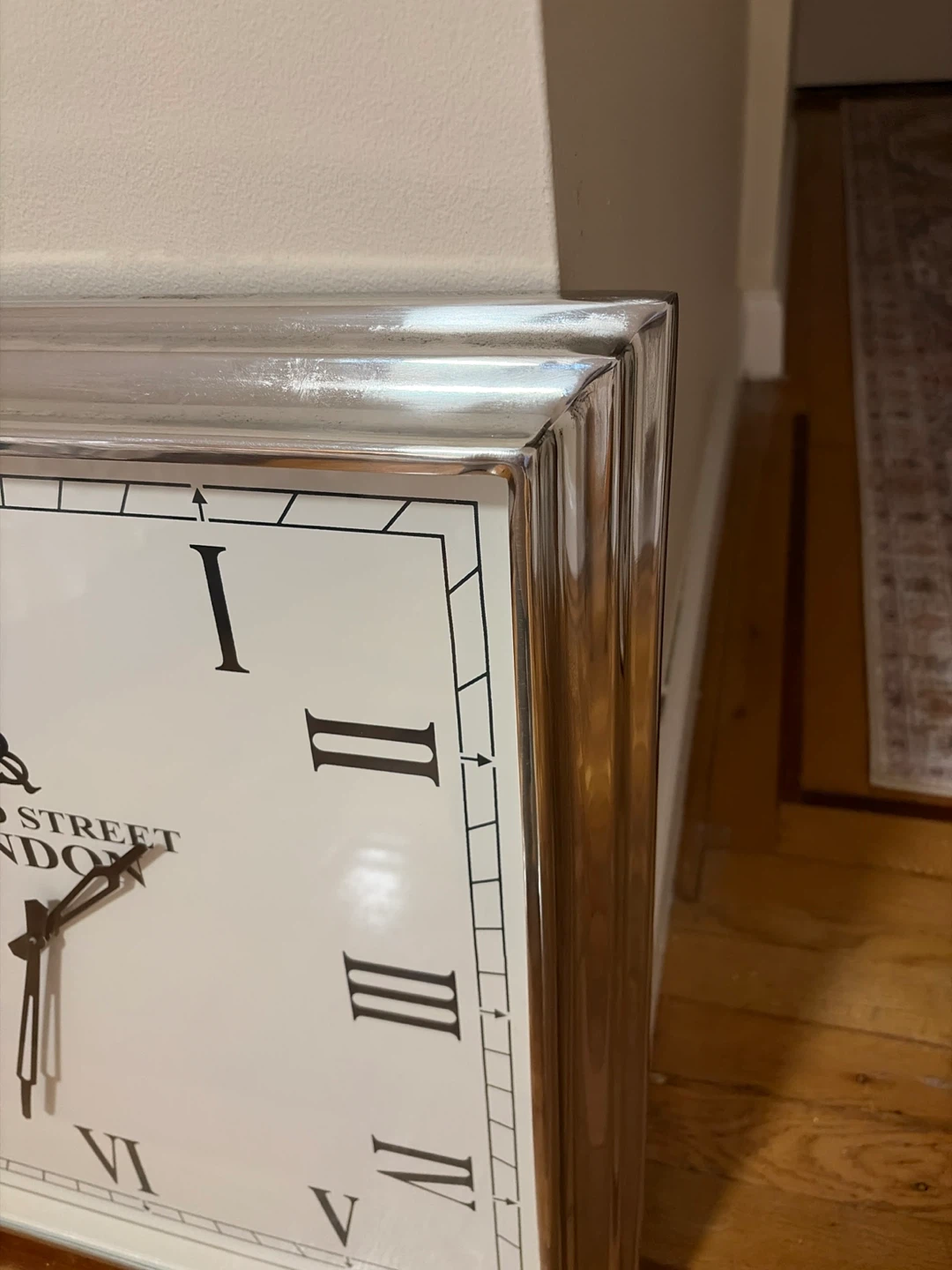 49 Bond Street London Wall Clock - photo 3