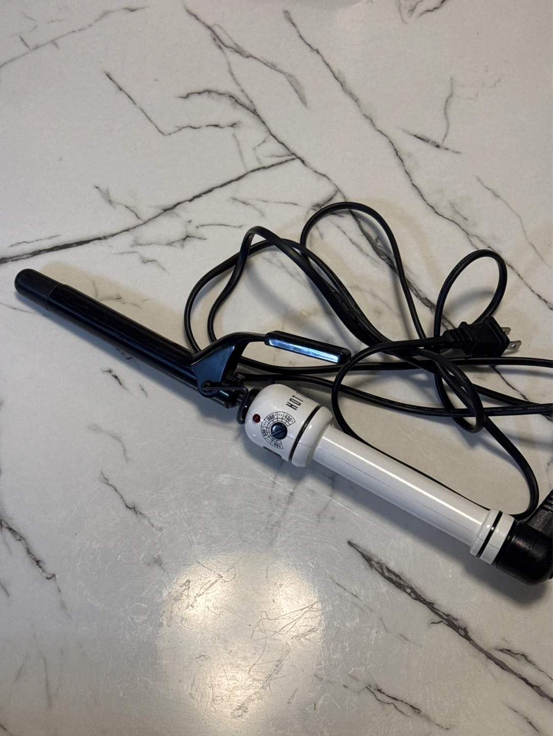 Hot Tools Curling Iron - photo 3