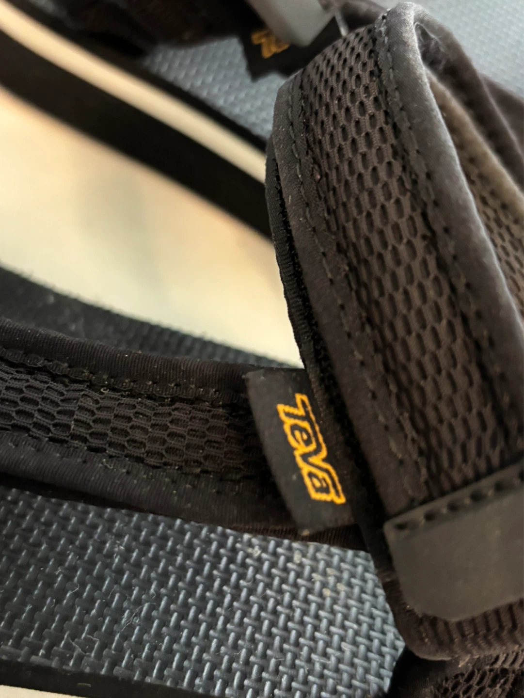 Teva Black Platform Sandals Size 8 - photo 4