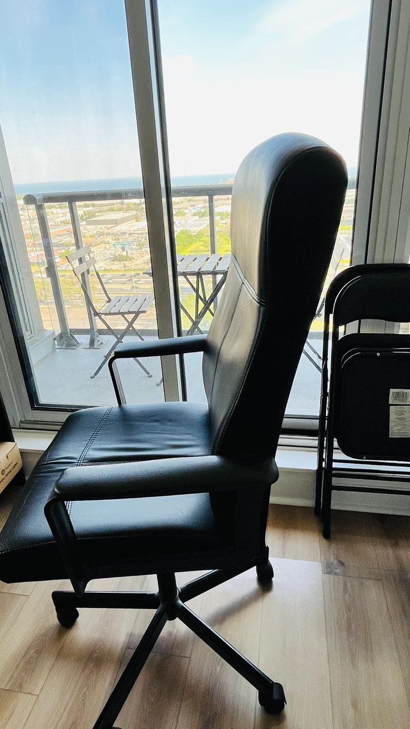 Black Office Chair - photo 2