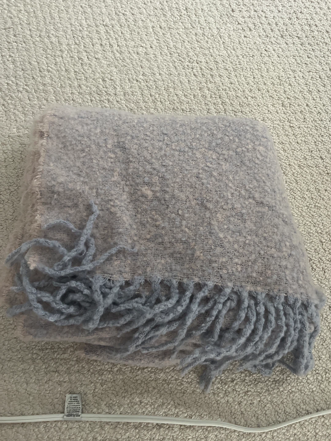 Throw blanket