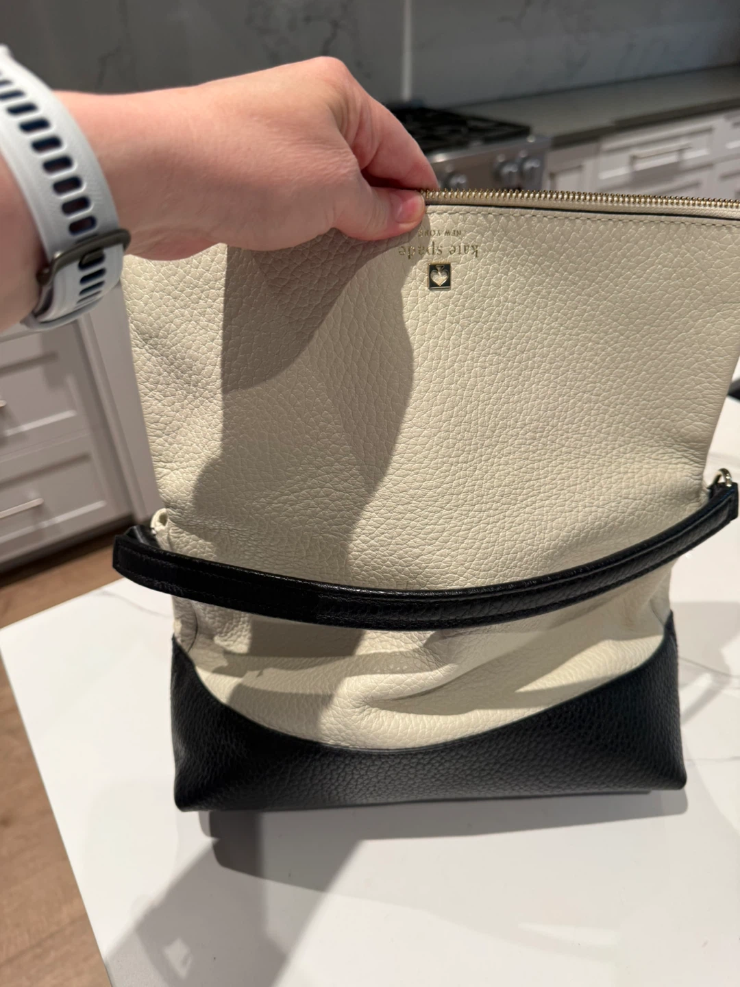 Kate Spade Black and Cream Pebble Leather Shoulder Bag - photo 5