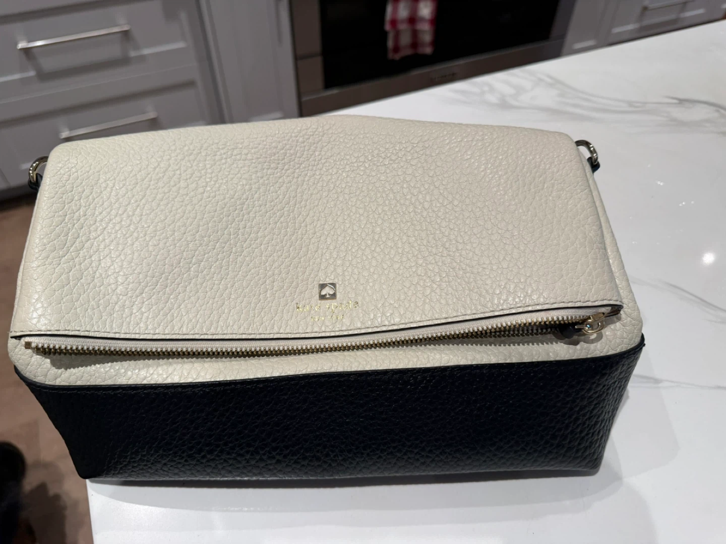 Kate Spade Black and Cream Pebble Leather Shoulder Bag - photo 2