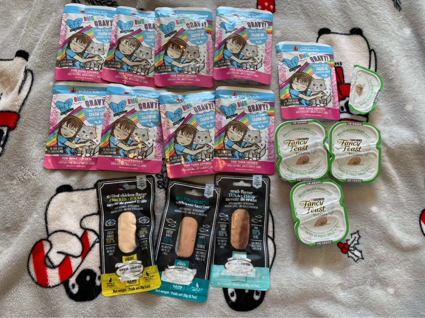 Wet Cat Food Lot