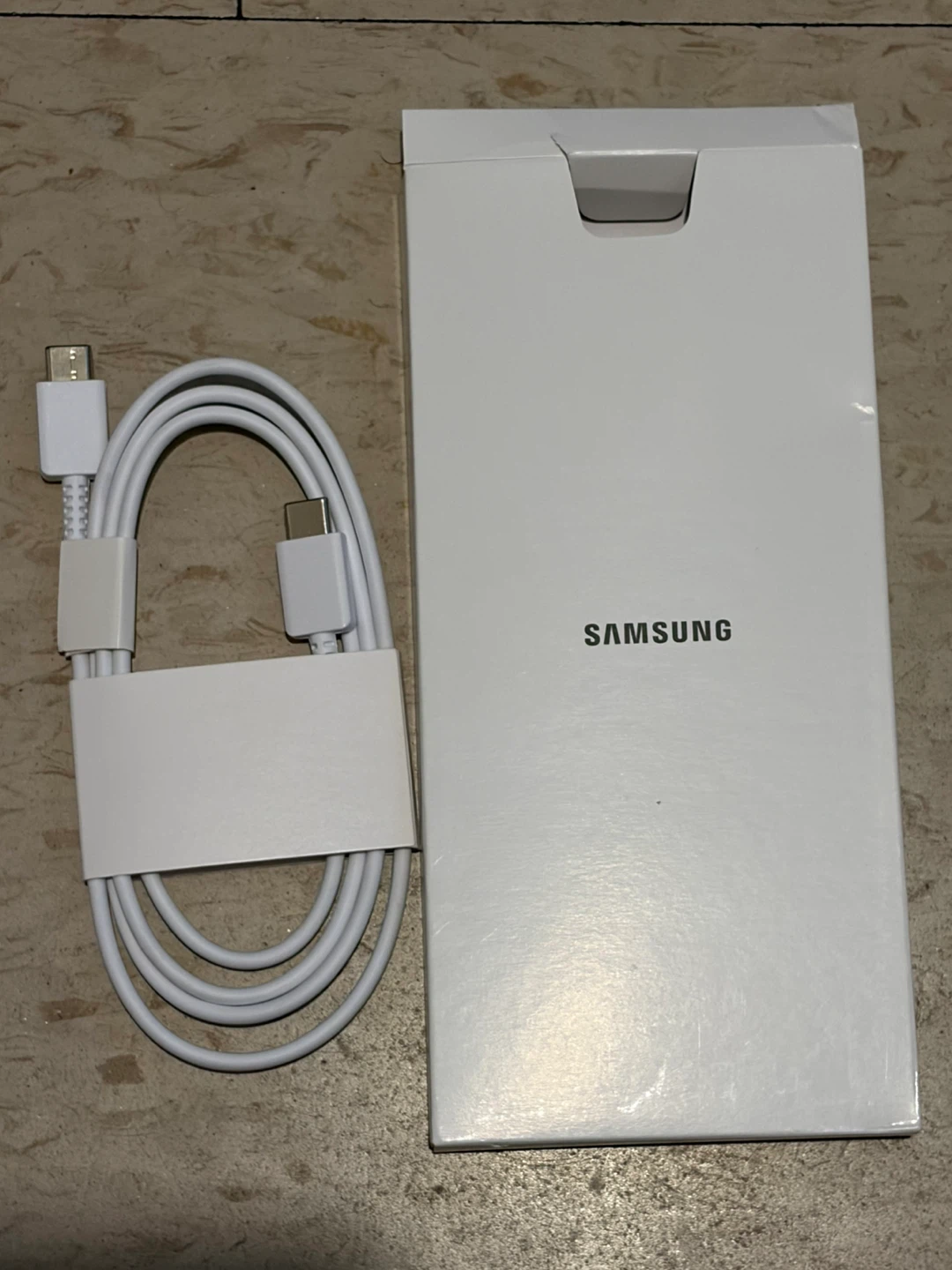 Samsung USB-C Cable with SIM Ejector Tool