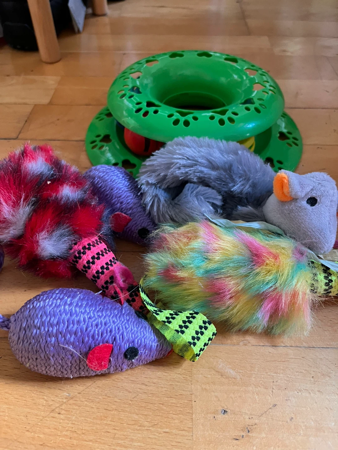 Cat Toy Bundle with Interactive Roller and Mice