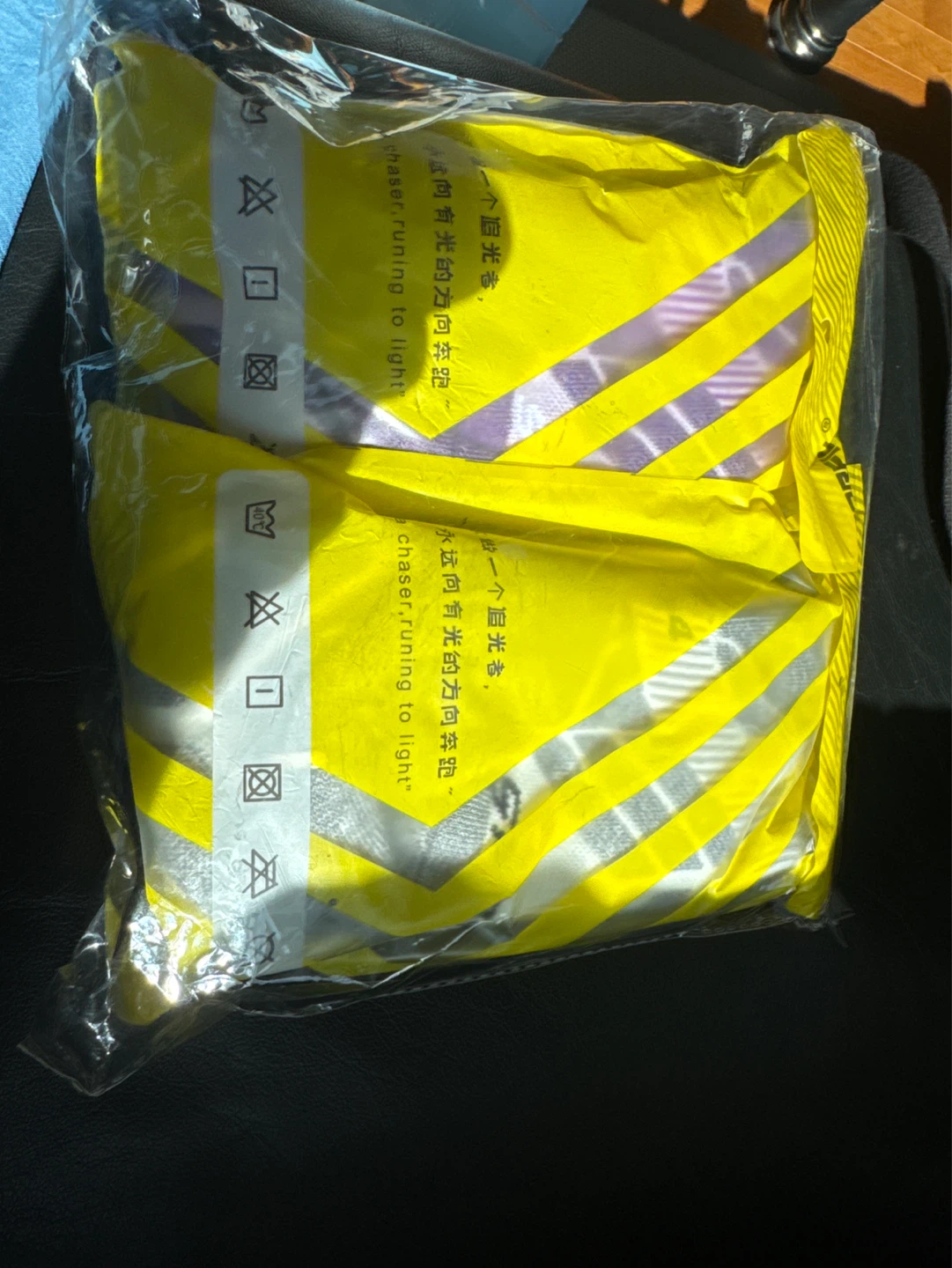 Yellow Sports Shin Guards with socks - photo 2