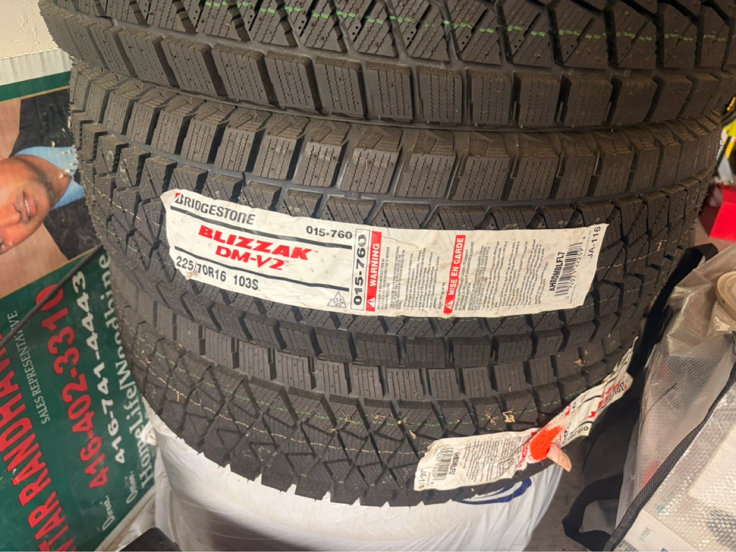 Bridgestone Blizzak DM-V2 Tires 225/70R16