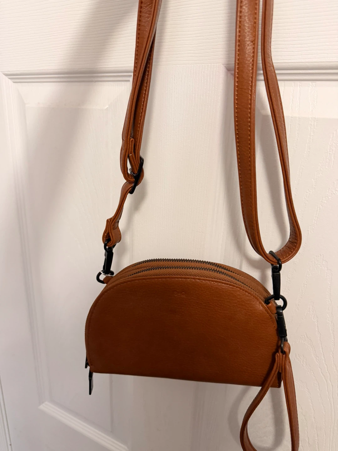 Vegan Leather Crossbody Bag - photo 3