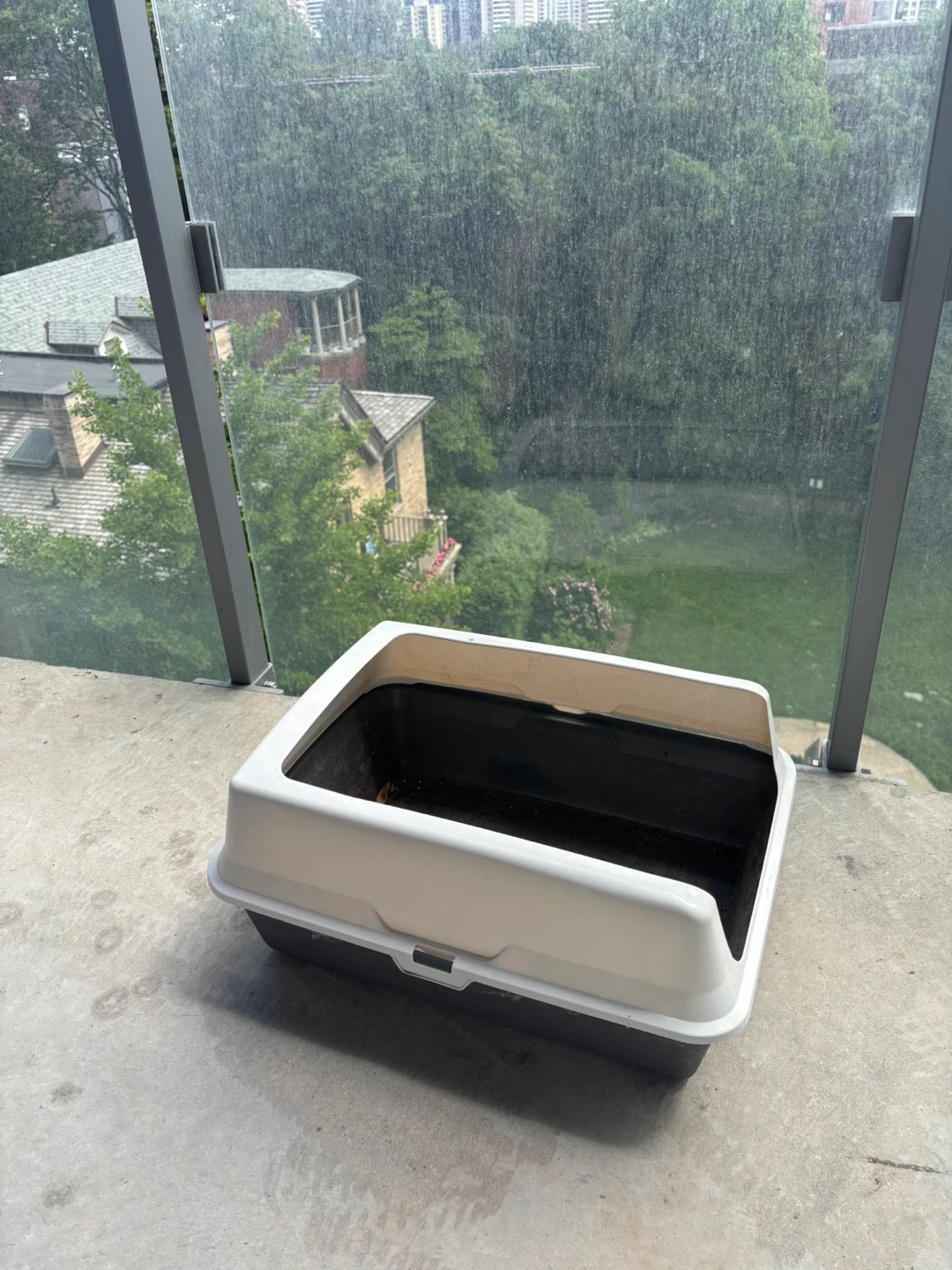 Grey and White Litter Box - photo 2