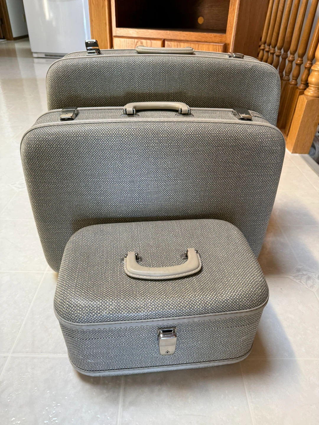 McBrine Baggage Vintage Suitcase Set - photo 3