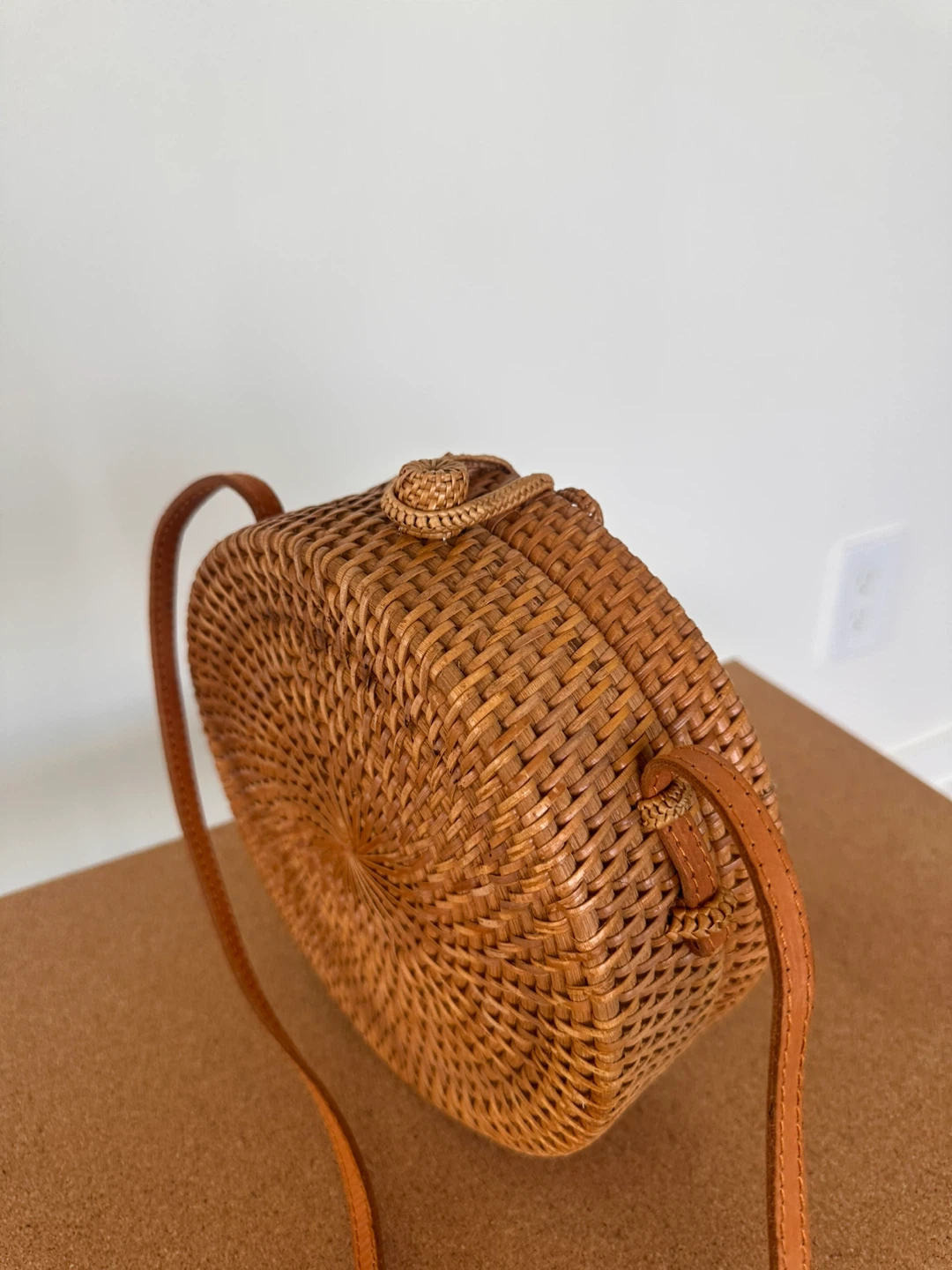 Round Rattan Shoulder Bag - photo 4