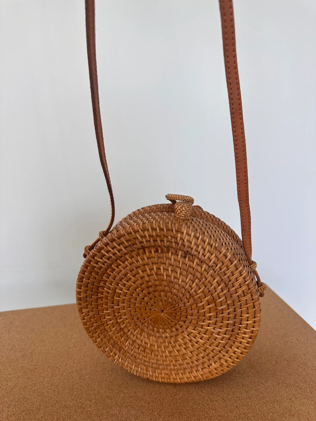 Round Rattan Shoulder Bag - photo 3