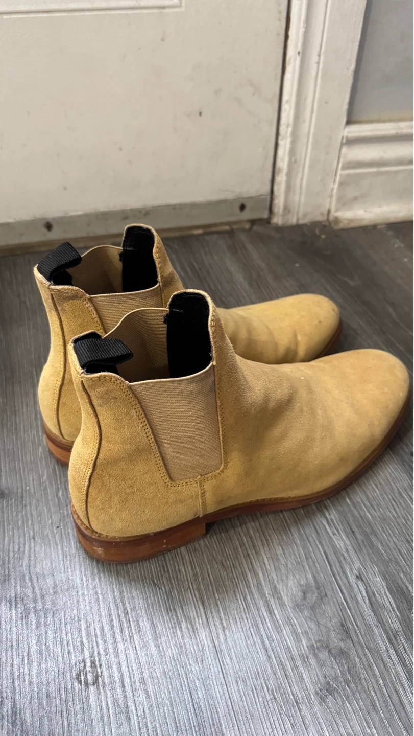 Tan Suede Chelsea Boots