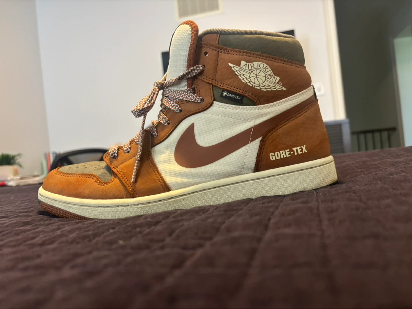 Air Jordan 1 High Element GORE-TEX 'Legend Coffee' - photo 5