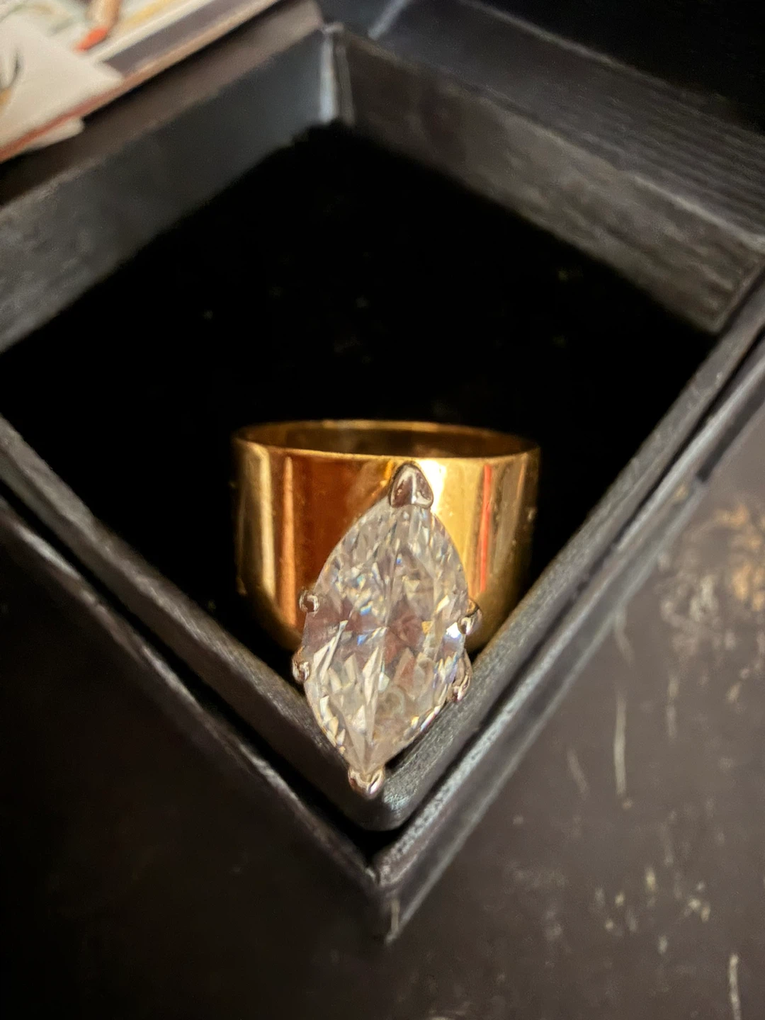 Marquise Cut Ring in Gold tone Band size 6 - photo 3