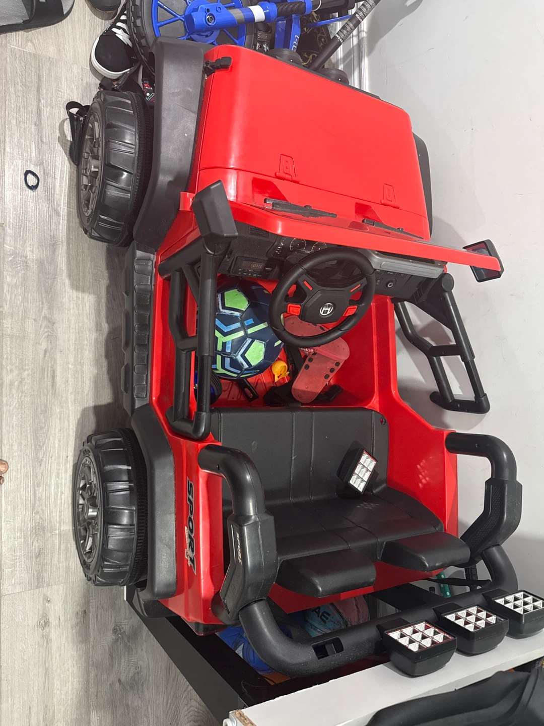 Kids Ride-On Jeep