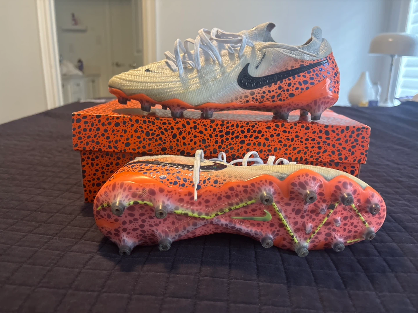 Nike Phantom GX II Elite AG Pro Soccer Cleats