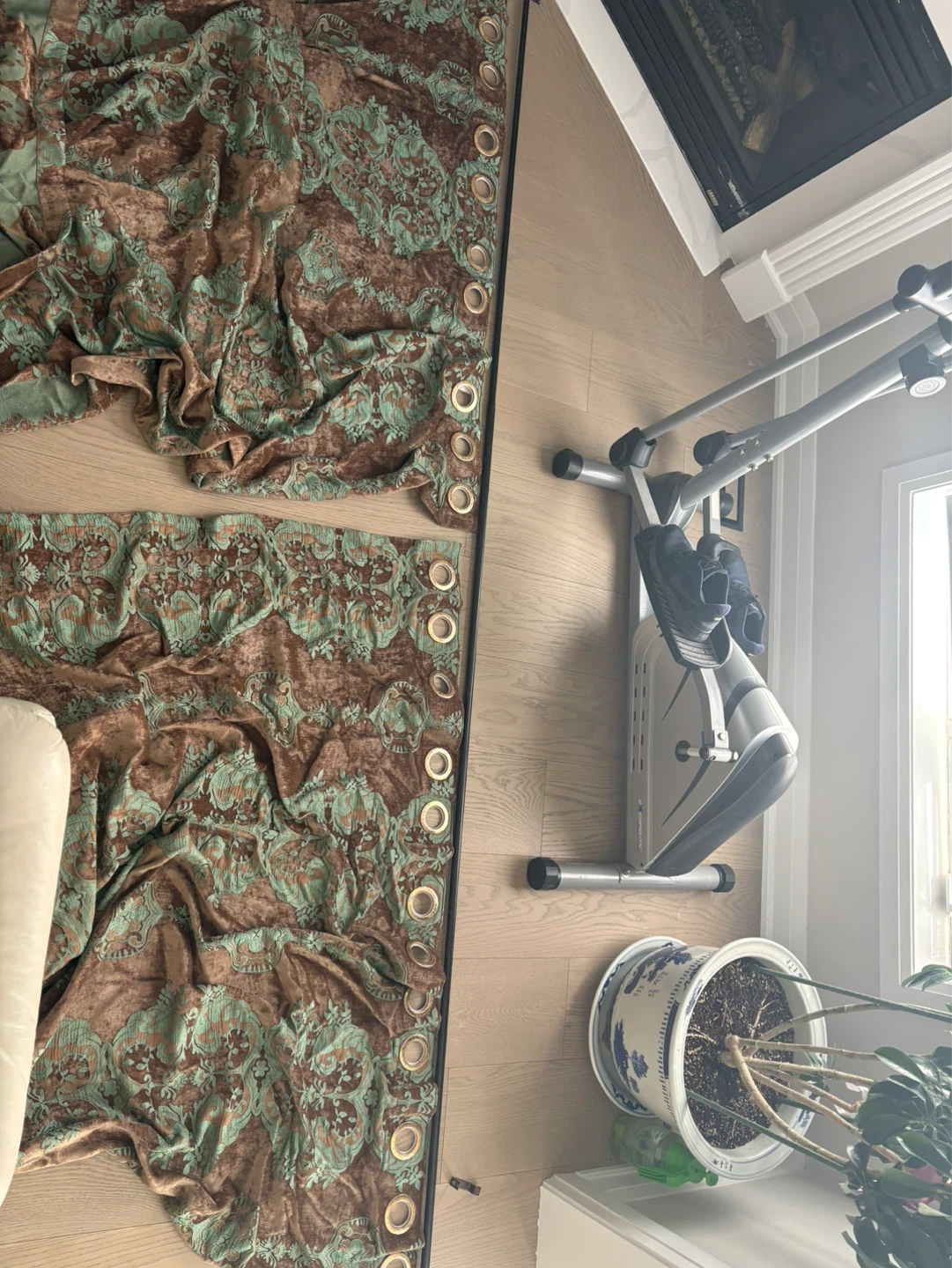 Floral Pattern Curtains and Rod Set - photo 3