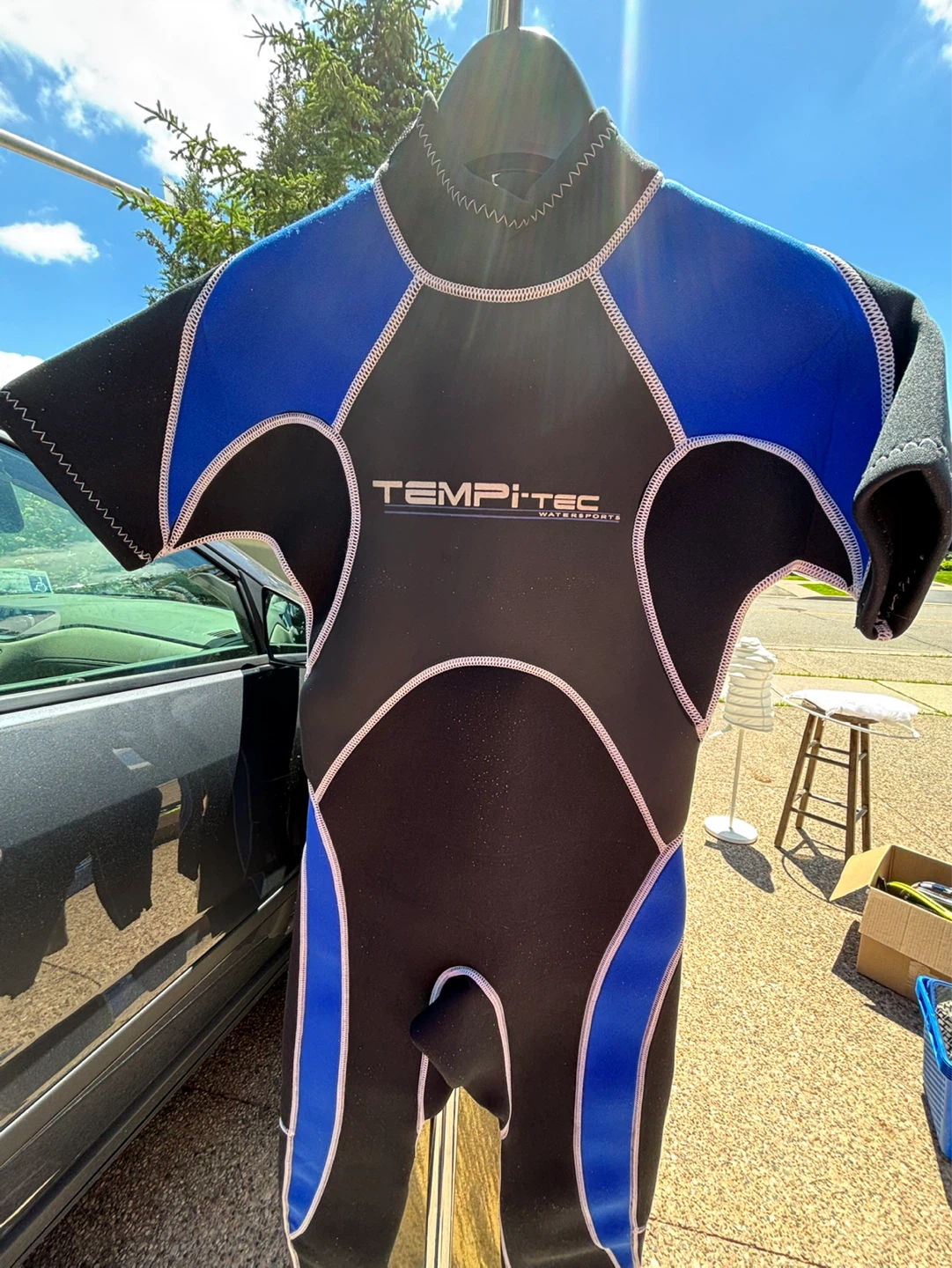 Kids wet suits (x2)