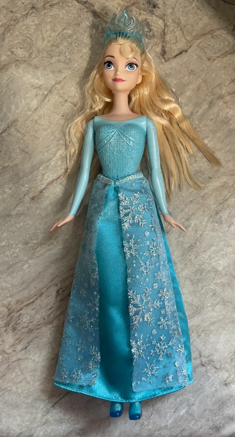 Elsa Doll - Frozen