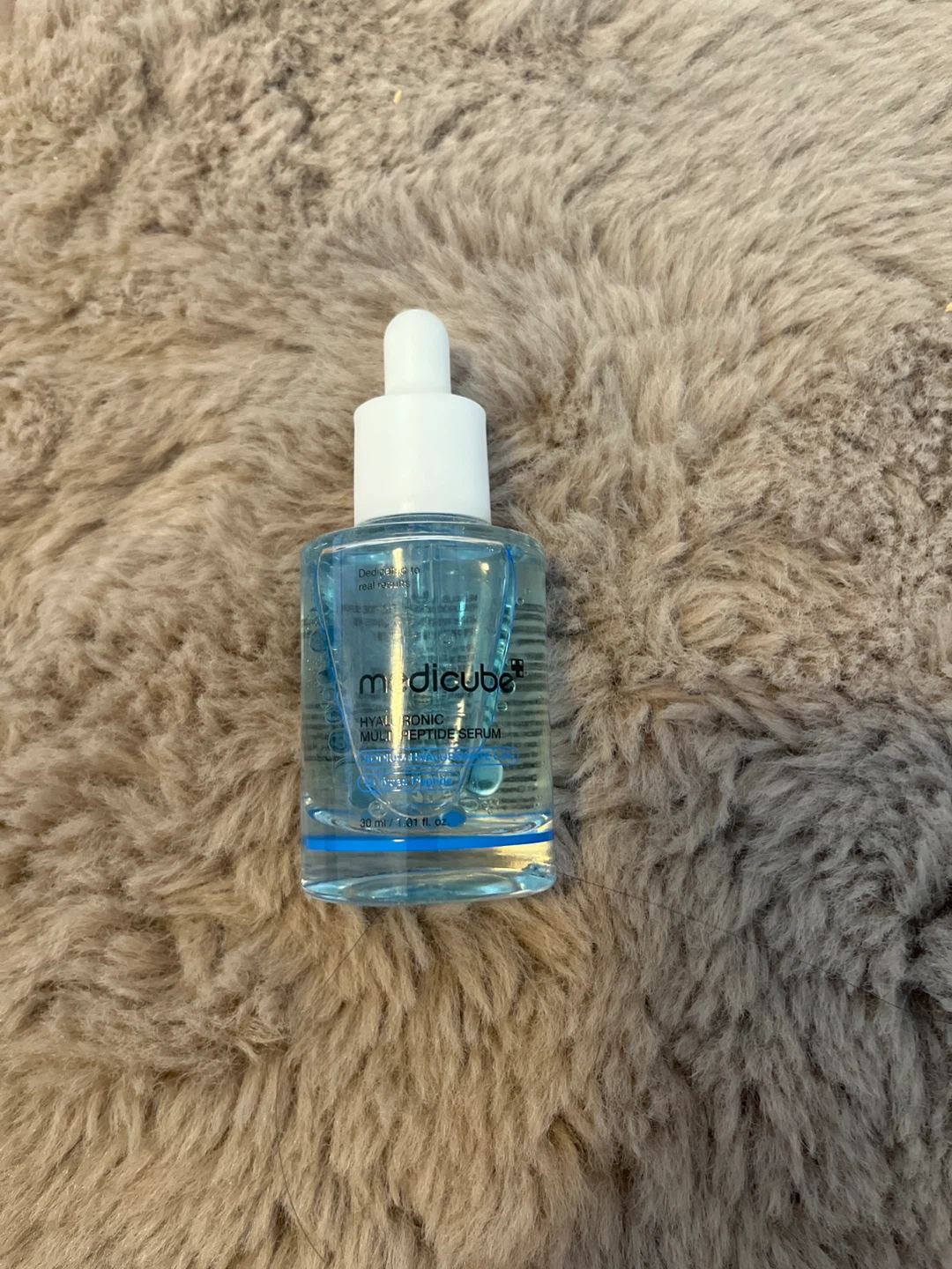 Medicube Hyaluronic Multi Peptide Serum 30 ml