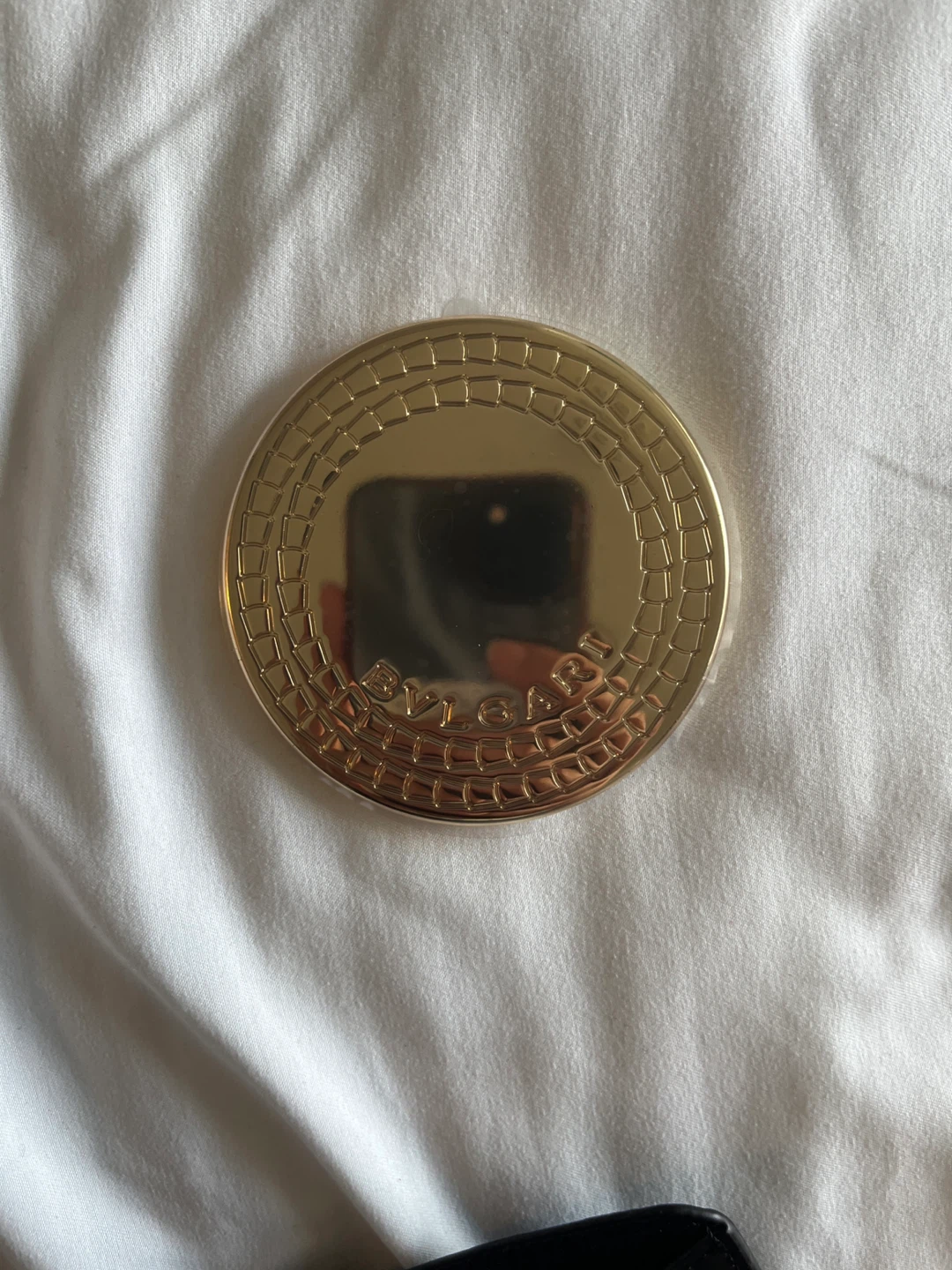 Bvlgari Perfume Compact Mirror with Pouch - photo 3
