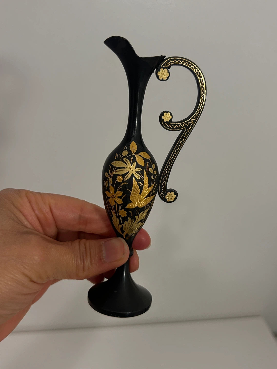 Decorative Black and Gold Vase - photo 5