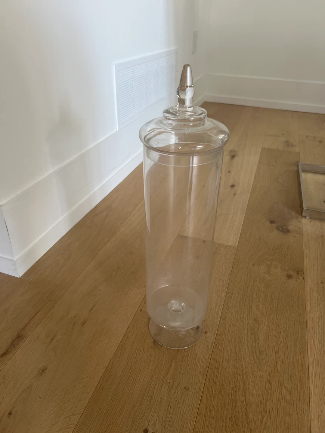 Clear toilet paper holder with Lid - 2 available