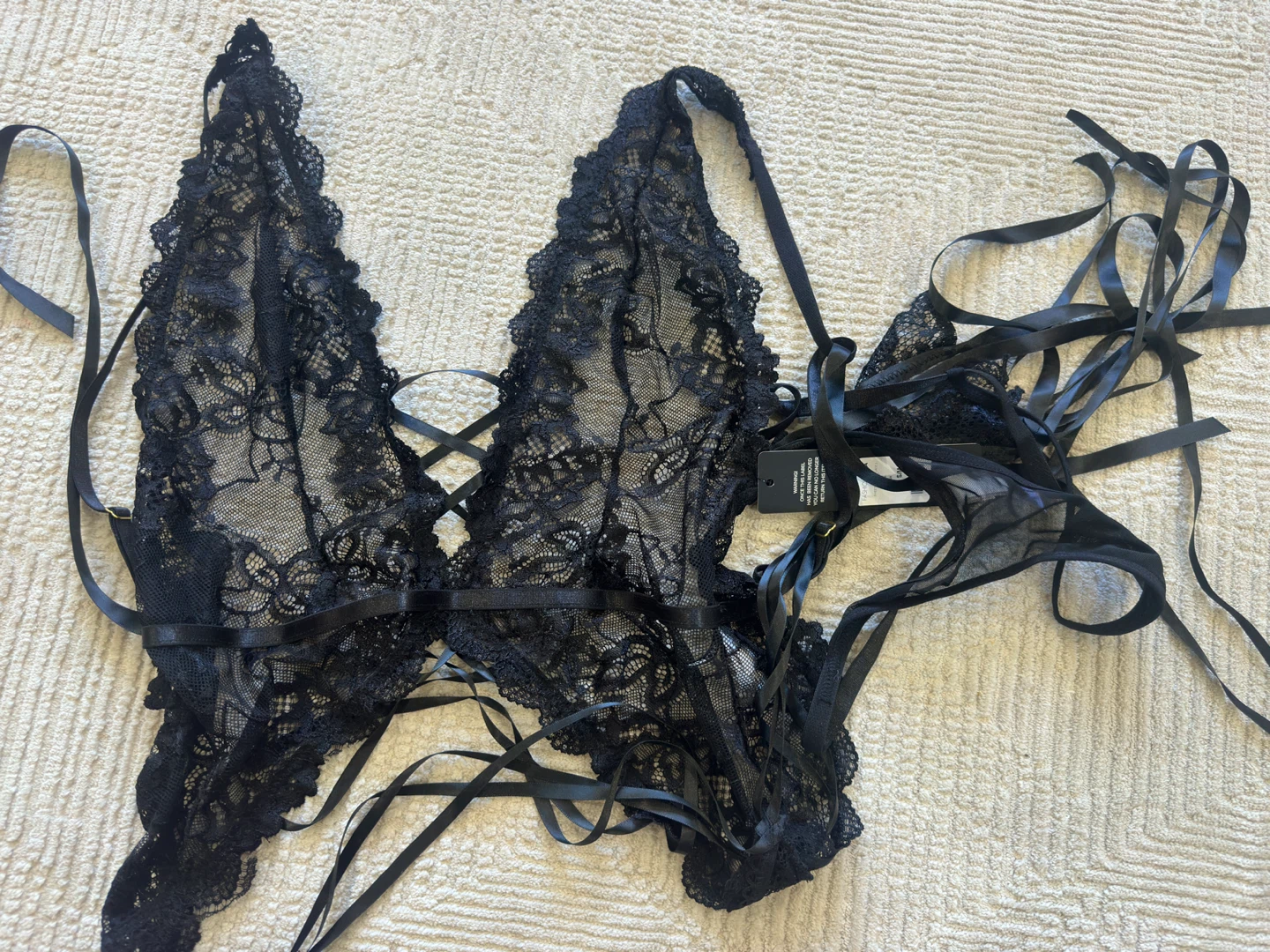 New Fashion Nova Lace Set