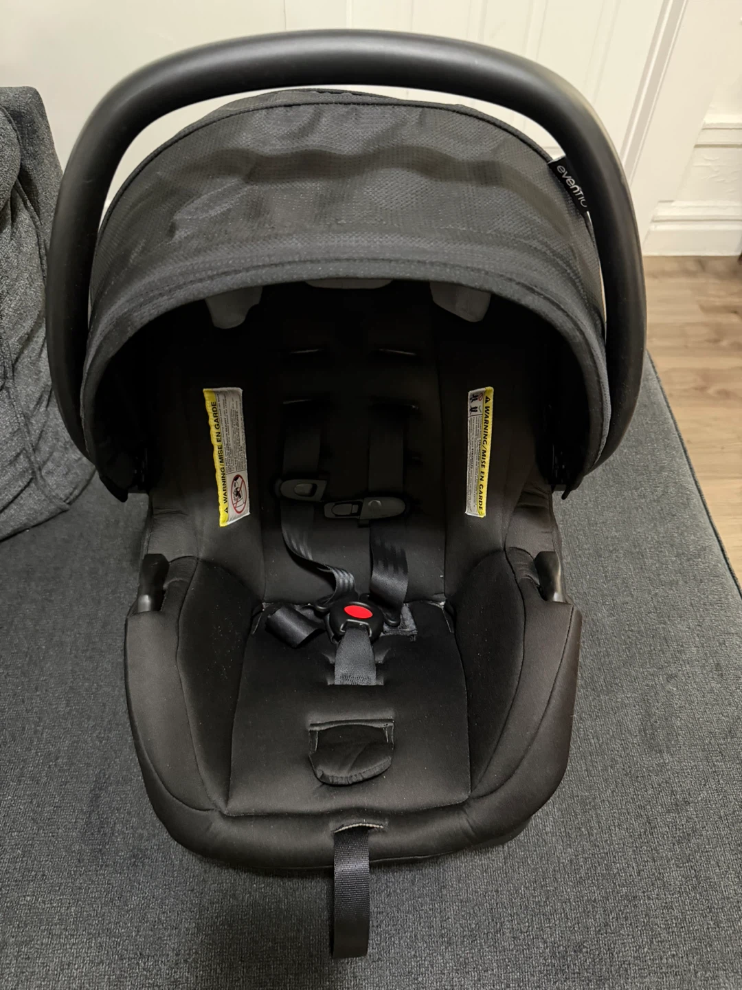 Evenflo Infant Car Seat with Skip Hop Winter Cover - photo 2