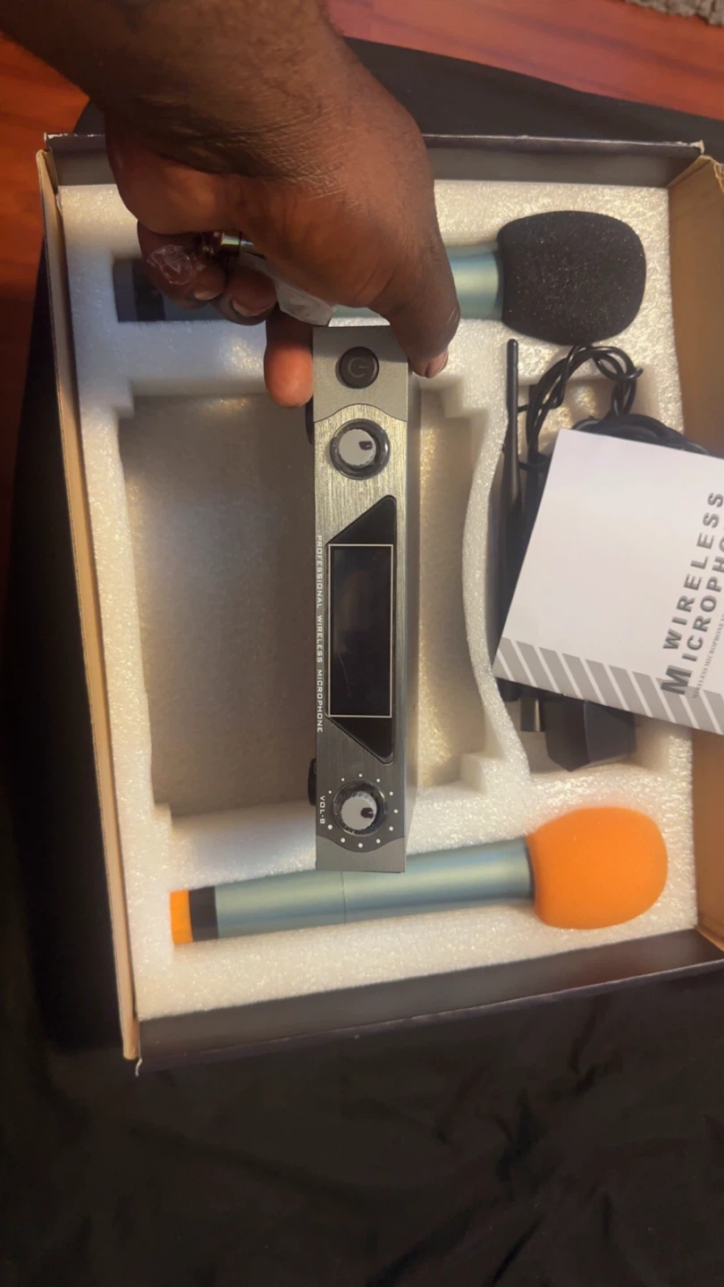 Wireless Microphone System