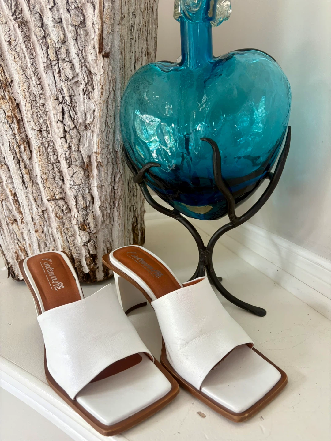 L’Intervalle: White Leather Heeled Mules- Size 41