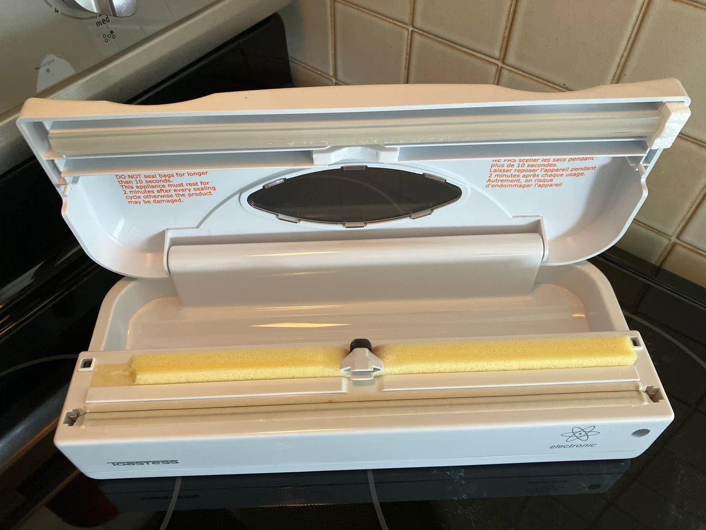 Toastess Vacuum Bag Sealer - photo 2