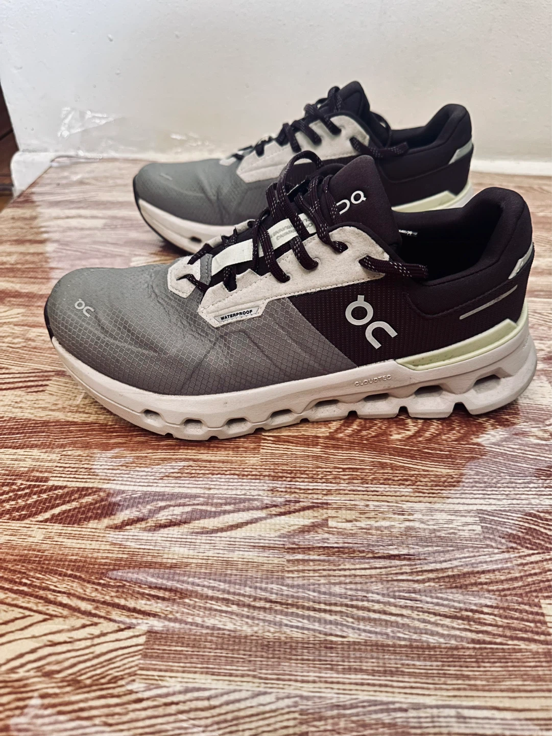 On Cloud Waterproof Running Shoes - photo 4