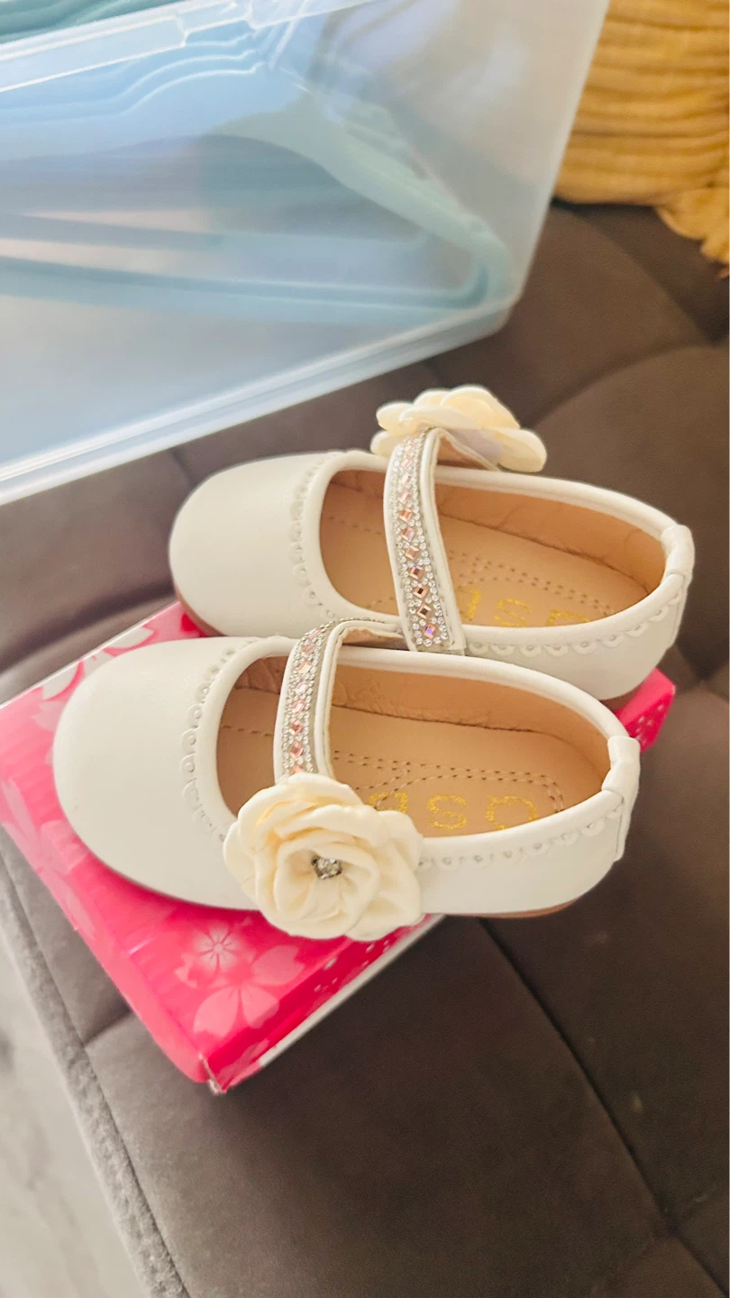 White Flower Dress Shoes - Size 5 - photo 2