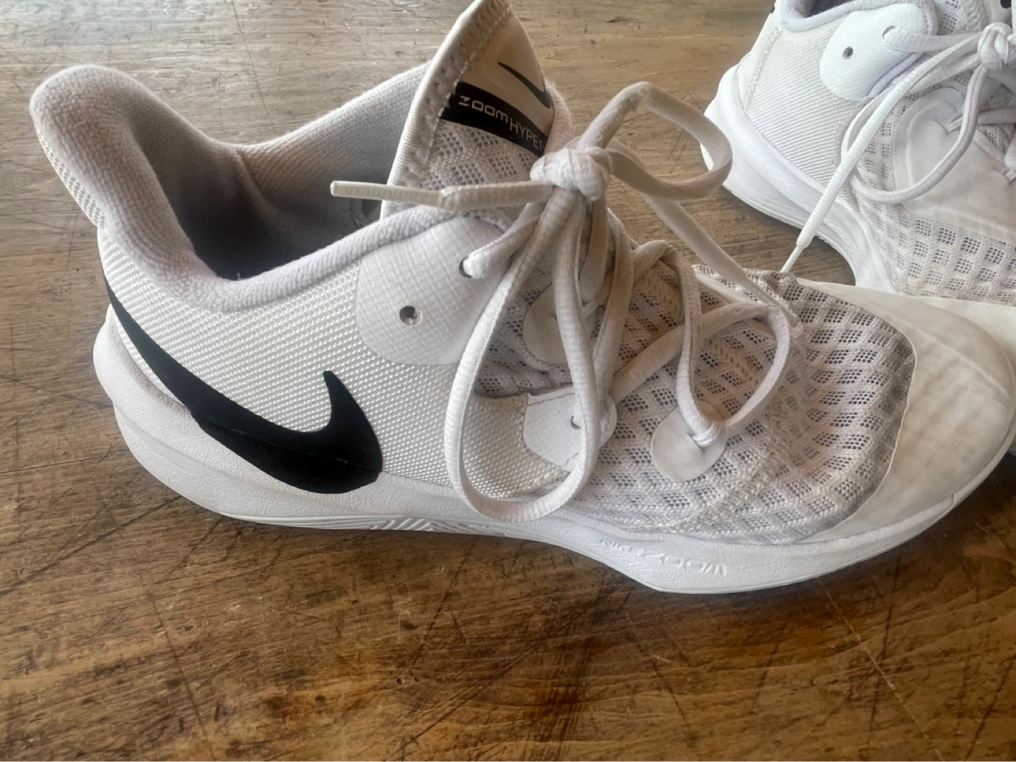Nike Women's Hyperspeed Indoor Court Shoes - photo 2