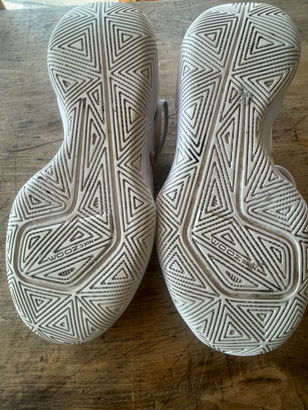 Nike Women's Hyperspeed Indoor Court Shoes - photo 5
