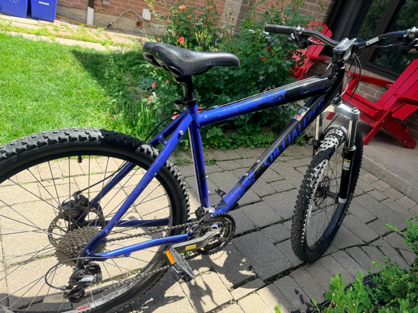 Specialized Hardrock Mountain Bike - photo 2