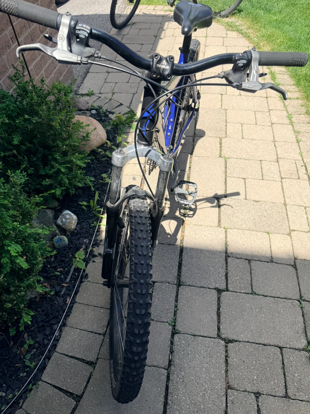 Specialized Hardrock Mountain Bike - photo 4